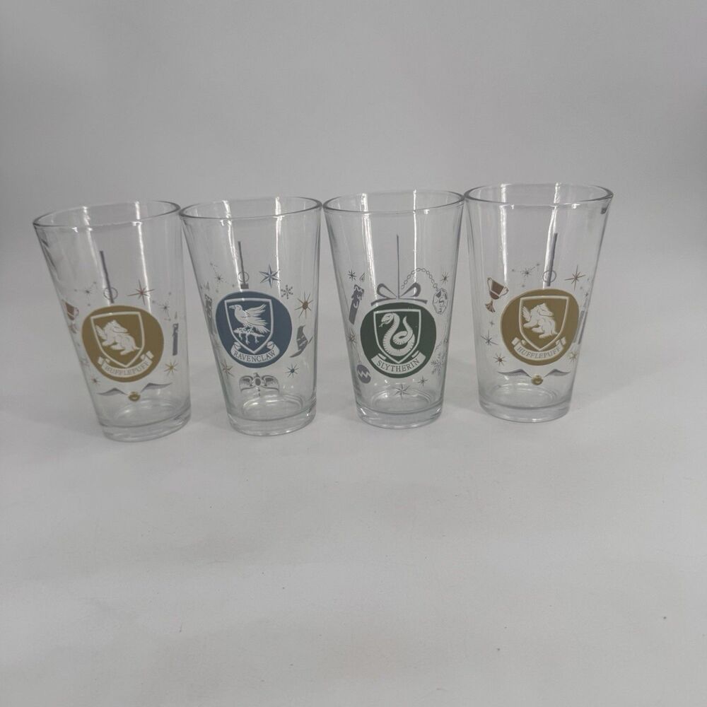Harry Potter Drinking Pint Glasses Wizarding World WB Set Of 4 Fast Shipping